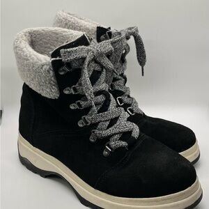 White Mountain Womens Size 9 Black and Gray Suede Leather Lace-Up Boots
